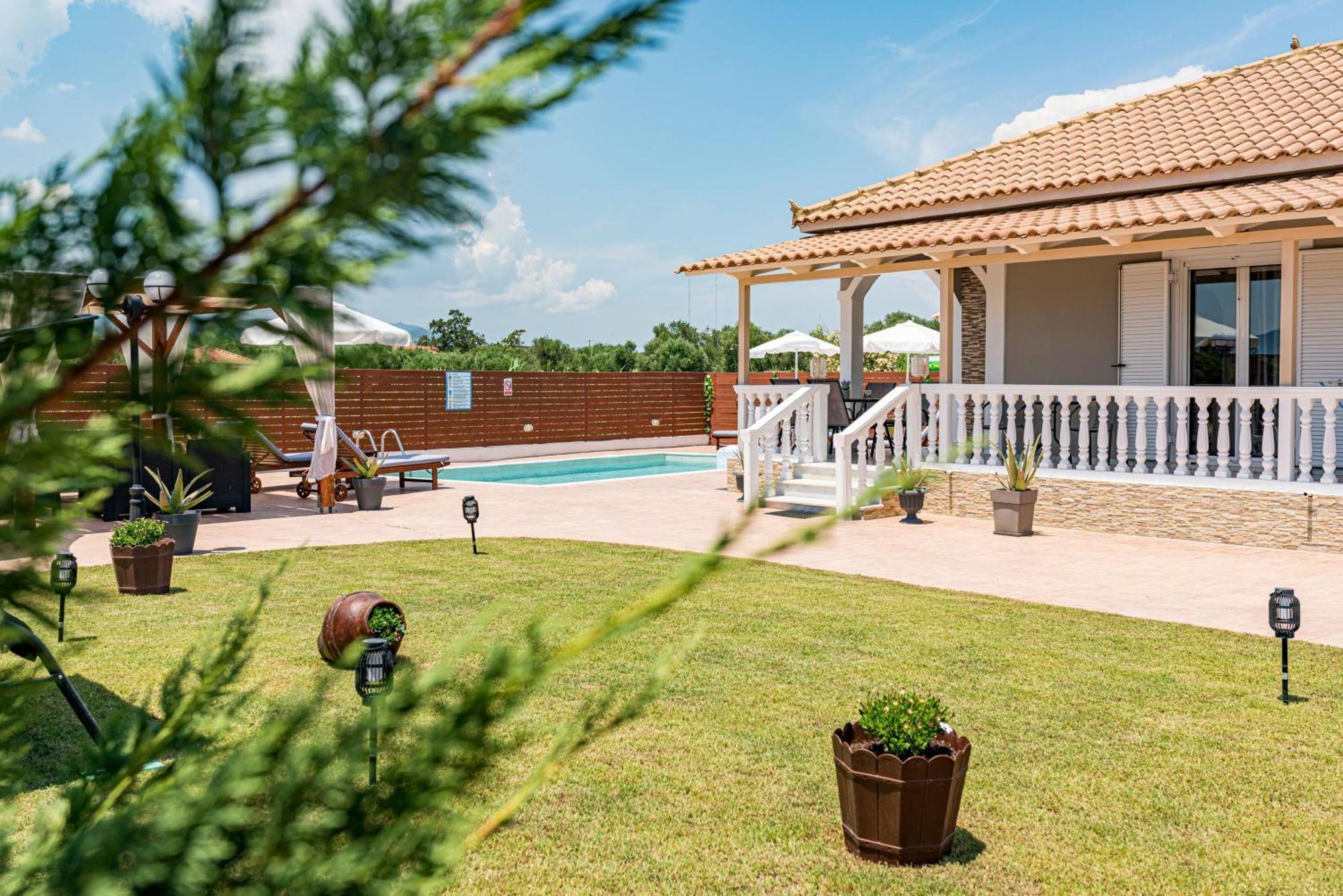 Blossom Villa Laganas Bagian luar foto