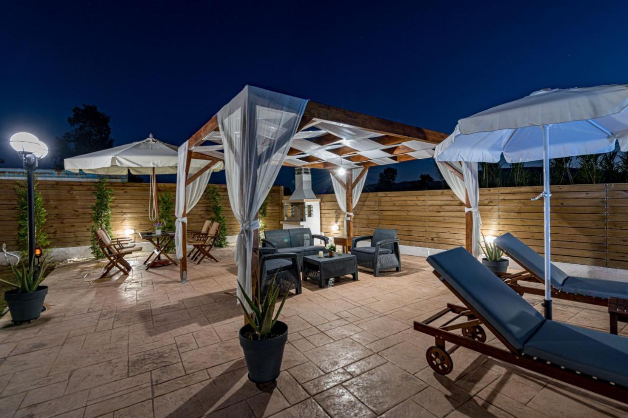 Blossom Villa Laganas Bagian luar foto