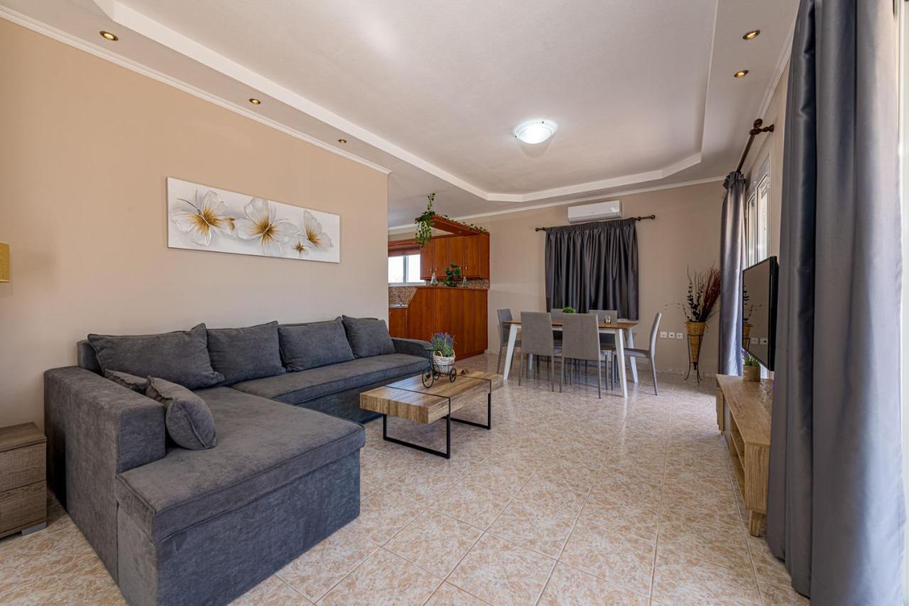 Blossom Villa Laganas Bagian luar foto